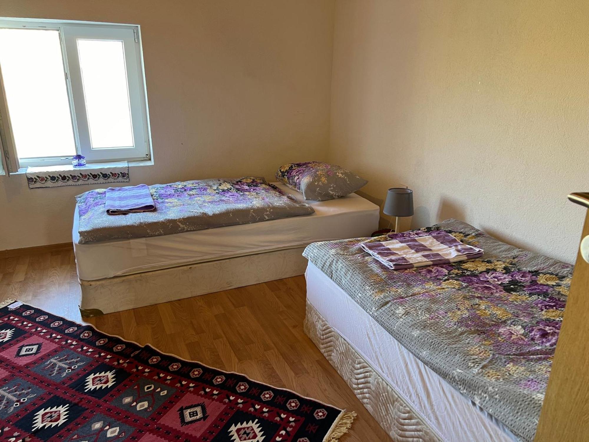Bed and Breakfast Kod Kapetana Tea Gornji Lukomir Екстер'єр фото