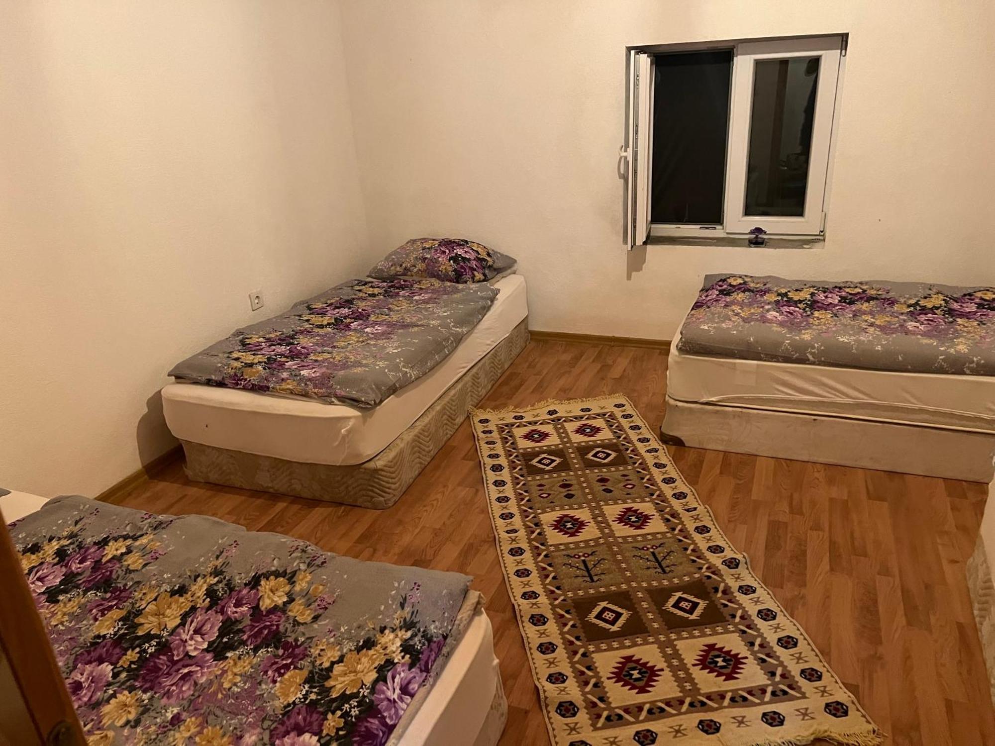 Bed and Breakfast Kod Kapetana Tea Gornji Lukomir Екстер'єр фото